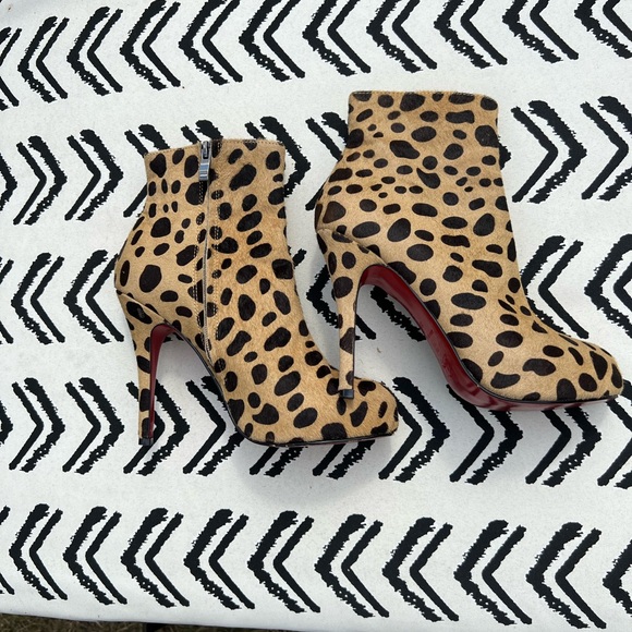 Christian Louboutin leopard print pony hair boots - Picture 2 of 11